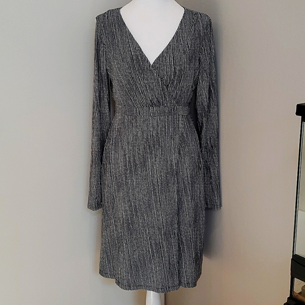Athleta Wrap it Up polka dot dress,size small